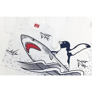 Ojico Japan Azusa Shark Surfing Penguin Wrap Around Graphic Mens L White T-Shirt